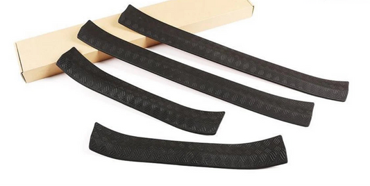 Chequer Plate Door Shut Protector - Fits Defender 110/130 2020+