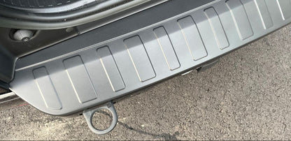 Black XL Aluminium Rear Bumper Protector - Fits 2020+ Defender