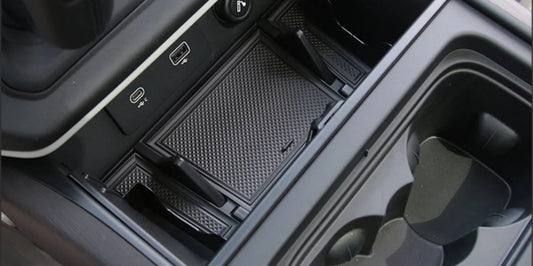 Centre Console Pocket - Fits 2020+ Defender 90/110/130