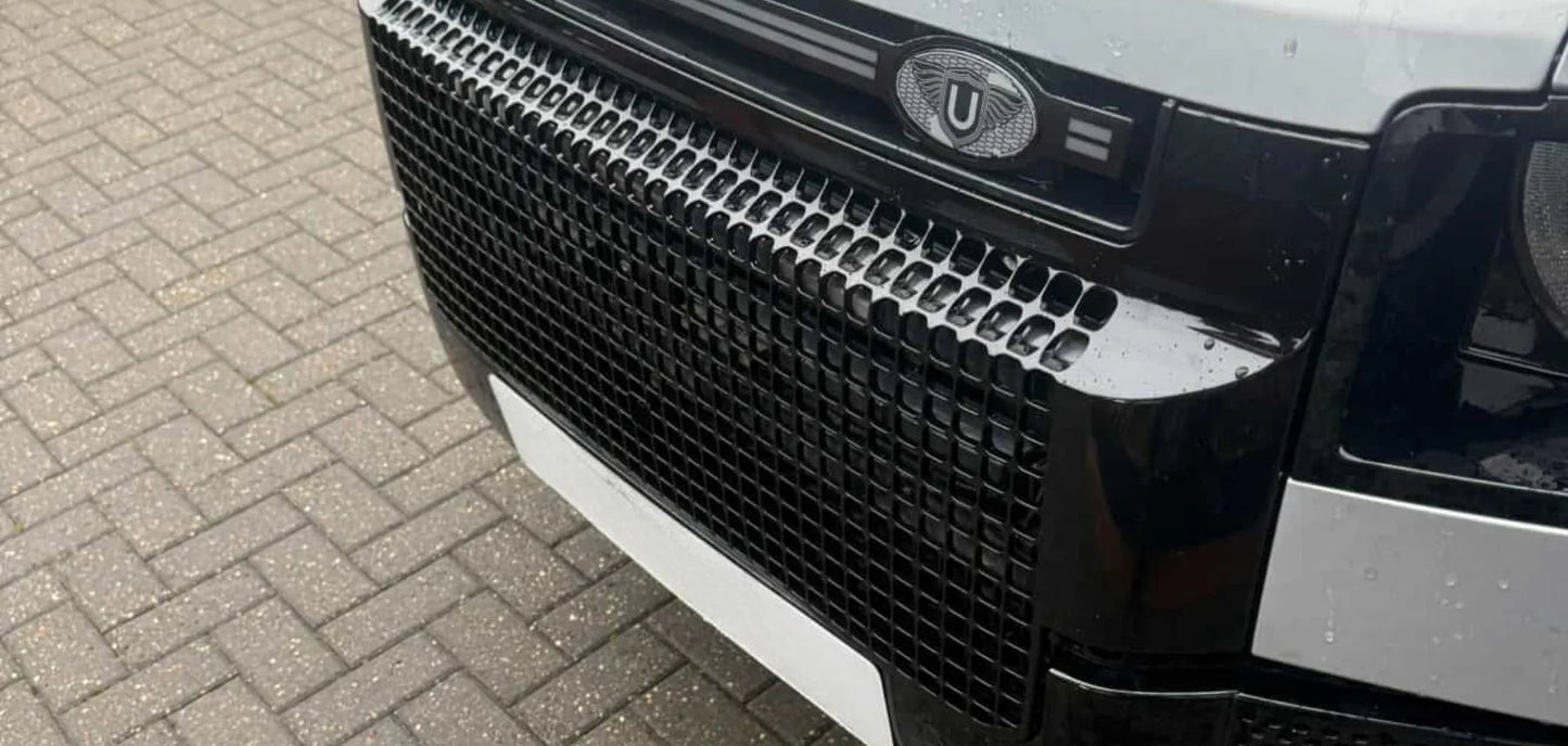 Gloss Black Honeycomb Grille - Fits Defender 2020+
