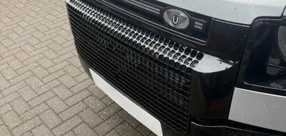 Gloss Black Honeycomb Grille - Fits Defender 2020+