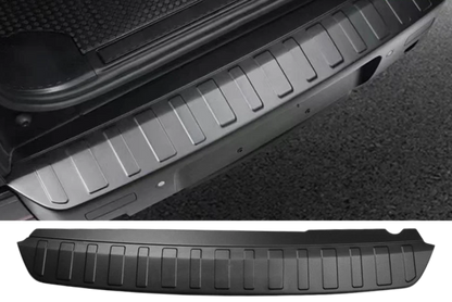 Black XL Aluminium Rear Bumper Protector - Fits 2020+ Defender